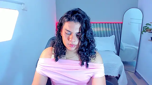 Little Alli online show from December 20, 1:23 am