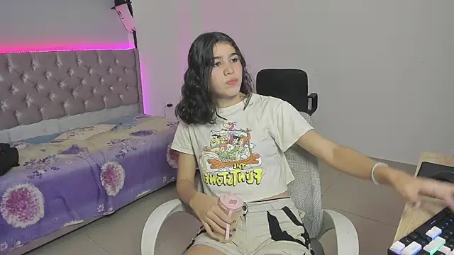 beiby glow online show from November 3, 1:45 pm