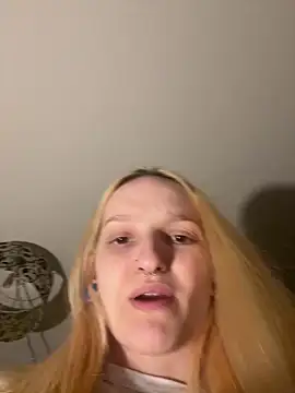 lexuslover687 online show from March 18, 5:32 am