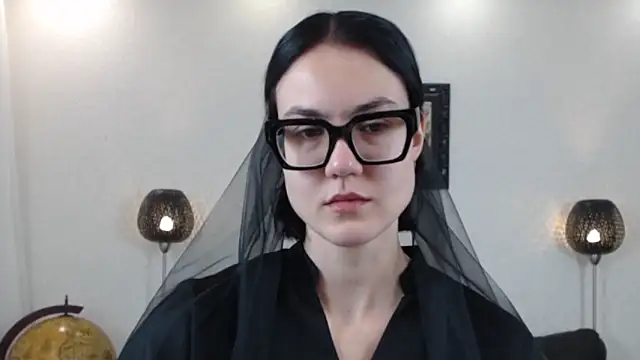 Snapshot of Marie_Fitch chatting on October 31, 1:56 pm Marie Fitch online show from October 31, 1:56 pm