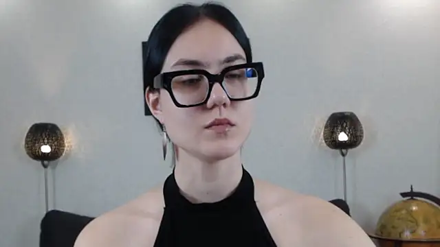 Snapshot of Marie_Fitch chatting on November 8, 1:50 am Marie Fitch online show from November 8, 1:50 am