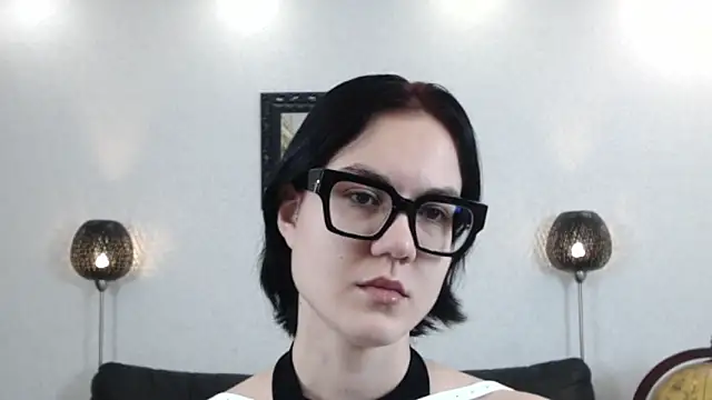 Snapshot of Marie_Fitch chatting on December 2, 10:49 pm Marie Fitch online show from December 2, 10:49 pm