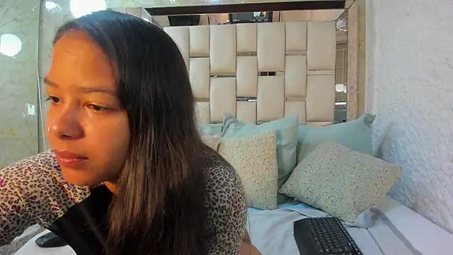 kaorybliss online show from October 22, 12:05 pm