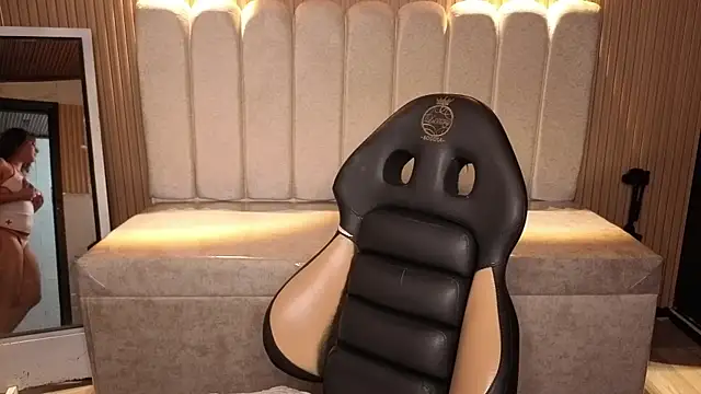 Kendall rossii  online show from November 27, 3:19 am