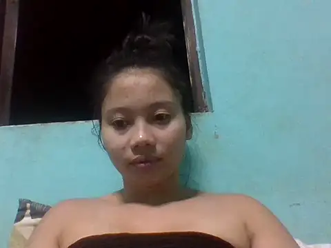 Snapshot of Baby_girl0516 chatting on October 12, 12:48 pm Baby girl0516 online show from October 12, 12:48 pm