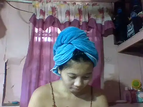 Snapshot of Baby_girl0516 chatting on October 24, 5:59 am Baby girl0516 online show from October 24, 5:59 am