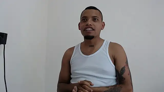 Snapshot of drako_monster chatting on November 7, 6:30 pm drako monster online show from November 7, 6:30 pm