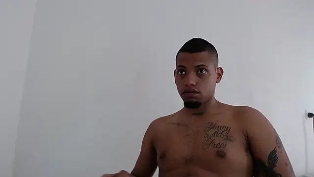 Snapshot of drako_monster chatting on November 15, 5:09 pm drako monster online show from November 15, 5:09 pm