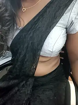 Tamilmallu-duskygirl03 online show from March 15, 5:30 pm