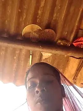 Snapshot of Co_punam chatting on February 6, 10:29 am Co punam online show from February 6, 10:29 am