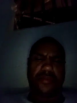 Snapshot of Mcbellorj chatting on November 3, 12:24 am Mcbellorj online show from November 3, 12:24 am