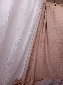 Snapshot of Mcbellorj chatting on November 7, 8:31 pm Mcbellorj online show from November 7, 8:31 pm