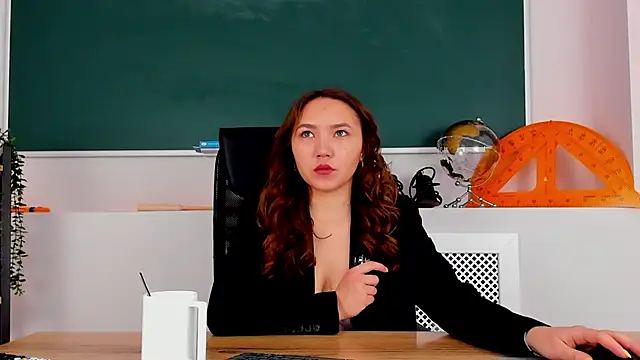 AnnaJonson online show from November 6, 3:07 am