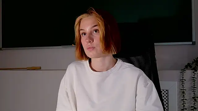 ClaireMathis online show from May 29, 2:48 pm