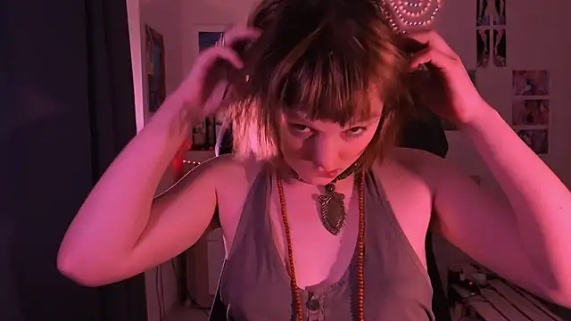 Snapshot of liquid0fluid0 chatting on February 1, 4:38 pm liquid0fluid0 online show from February 1, 4:38 pm