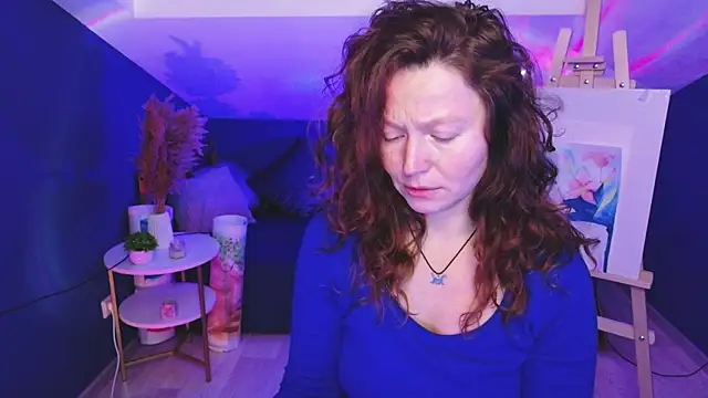 AuroraBorealis   online show from October 12, 6:34 am