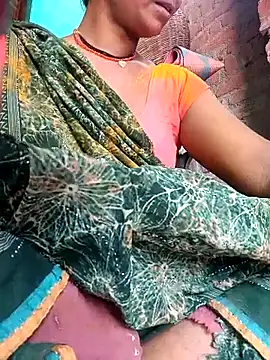Snapshot of Rt_shreya chatting on April 19, 4:45 am Rt shreya online show from April 19, 4:45 am