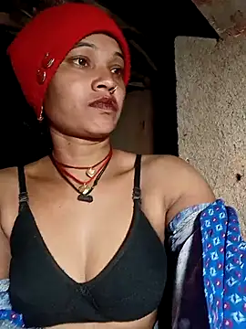 Snapshot of Cuty_tanya chatting on November 30, 10:47 pm Cuty tanya online show from November 30, 10:47 pm