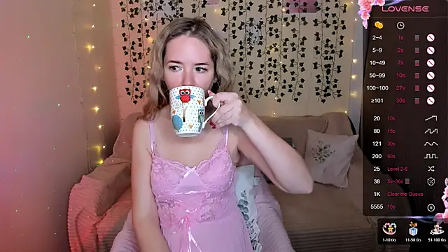 Evaa Braunn online show from November 15, 2:31 am