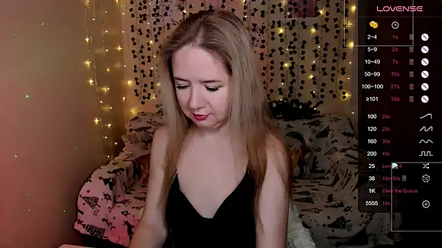 Evaa Braunn online show from December 23, 4:32 am