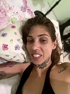 casalskunk online show from December 3, 6:50 pm