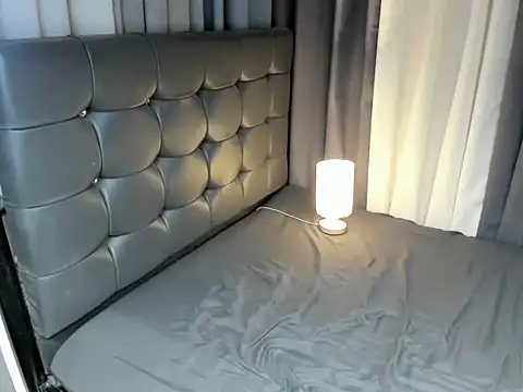 Snapshot of TsUncutAnyah chatting on November 19, 7:41 am TsUncutAnyah online show from November 19, 7:41 am