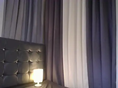 Snapshot of TsUncutAnyah chatting on November 20, 5:51 am TsUncutAnyah online show from November 20, 5:51 am