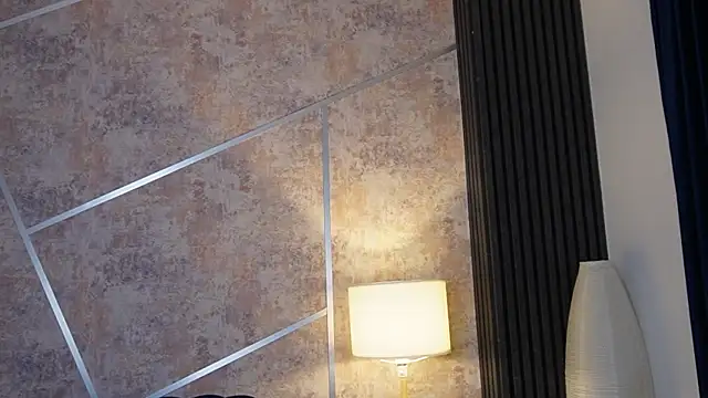 scarleteyes  online show from January 13, 5:13 am