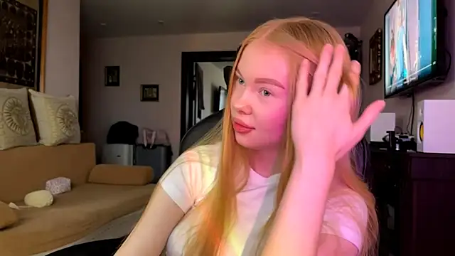 RaguelNicksons online show from November 12, 5:41 am