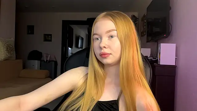 RaguelNicksons online show from November 14, 6:34 am