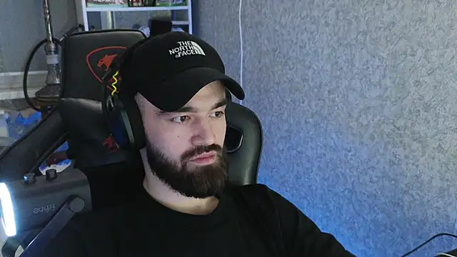 Nik Namee online show from November 25, 4:40 pm