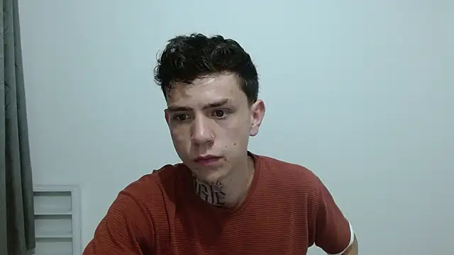 Snapshot of hot_teo_ chatting on November 28, 11:02 am hot teo online show from November 28, 11:02 am