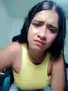 Snapshot of AndreaMooure_ chatting on November 18, 11:14 am AndreaMooure online show from November 18, 11:14 am
