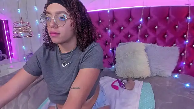 Miamiller 22 online show from January 8, 6:32 pm