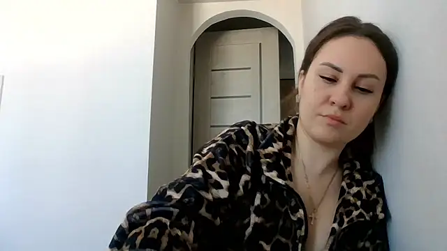 MeadowEyes online show from February 19, 9:16 am