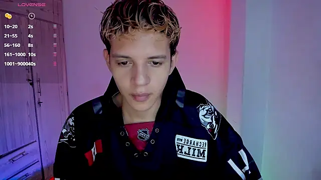 tylernova online show from February 20, 3:25 am