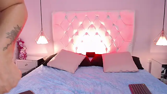 Bubbiecherry online show from October 22, 7:46 pm