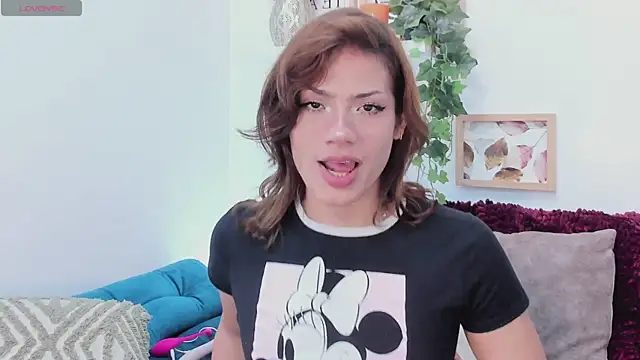 Snapshot of KassMonroe chatting on December 22, 8:17 pm KassMonroe online show from December 22, 8:17 pm