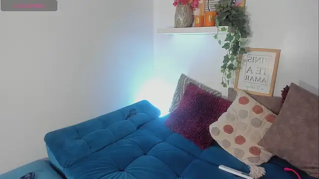 Snapshot of KassMonroe chatting on January 9, 9:16 pm KassMonroe online show from January 9, 9:16 pm