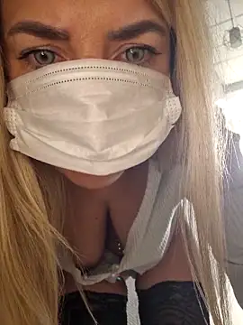 Snapshot of Libertine6259 chatting on April 7, 7:09 am Libertine6259 online show from April 7, 7:09 am