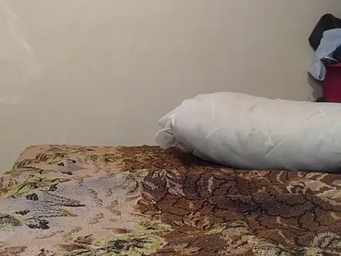 Gabby-Kinky online show from October 23, 1:38 am