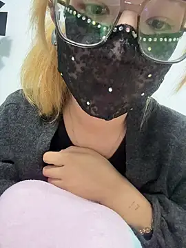 yuki july online show from October 23, 5:23 pm