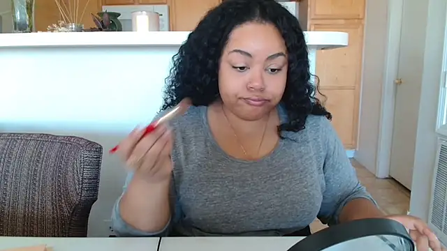 Snapshot of KalaniRose chatting on October 16, 7:26 pm KalaniRose online show from October 16, 7:26 pm