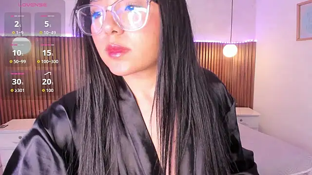 Snapshot of Foxy_Kylie chatting on February 21, 8:10 pm Foxy Kylie online show from February 21, 8:10 pm