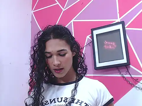 Tifany Adams online show from October 13, 8:09 pm