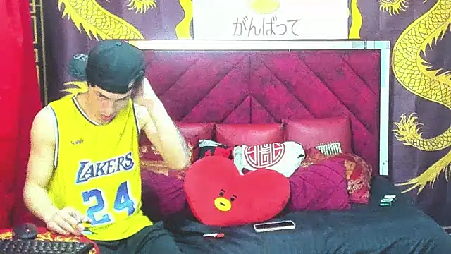 Pride couple online show from February 21, 11:17 pm