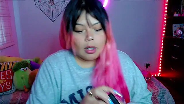 EllieMoonX online show from January 15, 10:35 pm