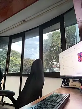 gabrielabrunette69 online show from October 31, 9:49 pm