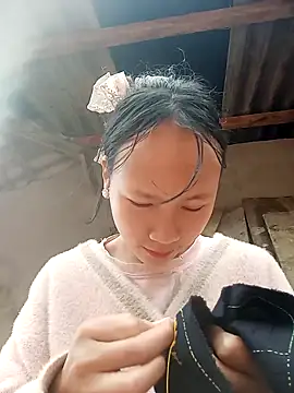 Snapshot of minachao- chatting on December 17, 2:06 am minachao- online show from December 17, 2:06 am