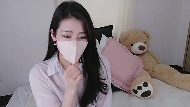 Snapshot of Ran_2323 chatting on December 16, 1:54 am Ran 2323 online show from December 16, 1:54 am